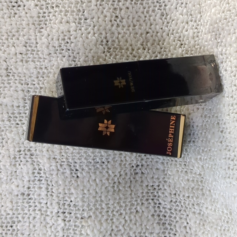 Josephine Cosmetics MEET CLAIRE-The Flawless Liquid Highlighter, 6g/0.20oz